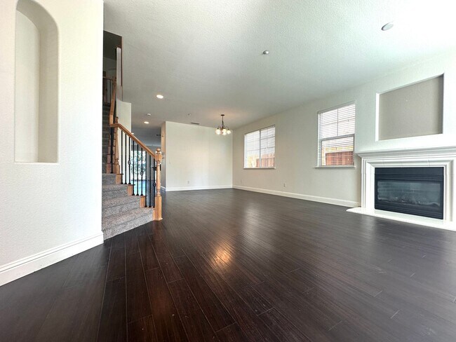 2369 Fernwood Ln