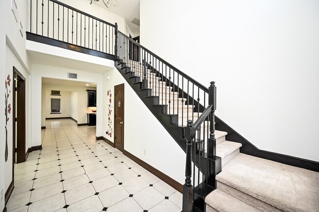 Photo - 6326 Grand Drift Ct