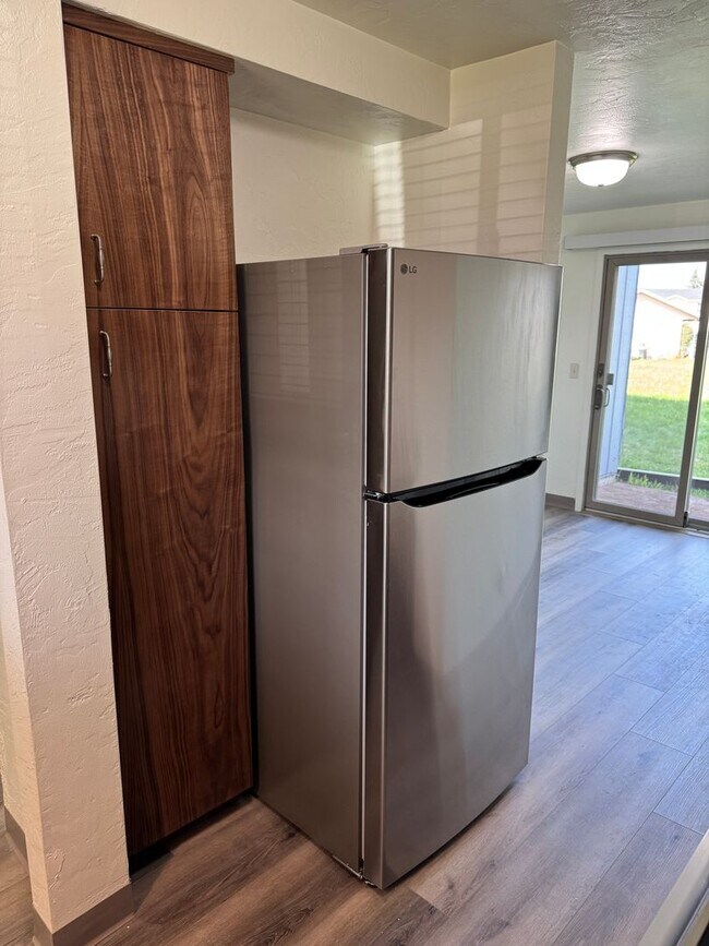 Photo - Updated 2 bedroom 1.5 bathroom duplex!