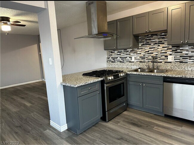 Photo - 3915 Cll Tereon