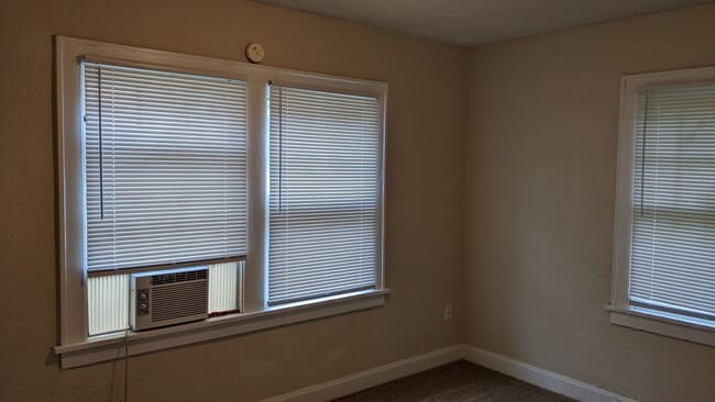 Photo - 1404 S Maywood Ave