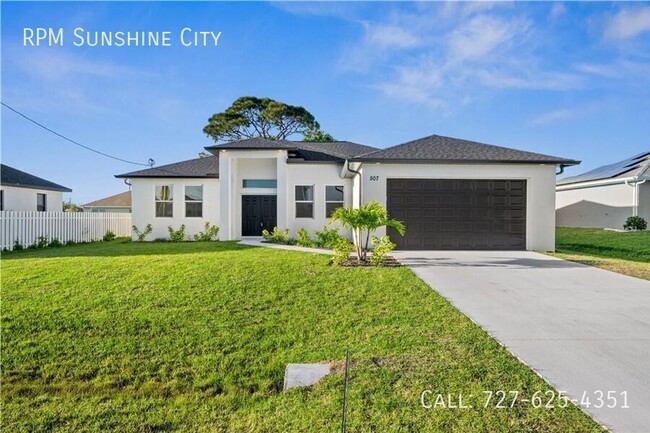 Modern 4-Bedroom Home in Cape Coral – Styl... - Modern 4-Bedroom Home in Cape Coral – Styl...