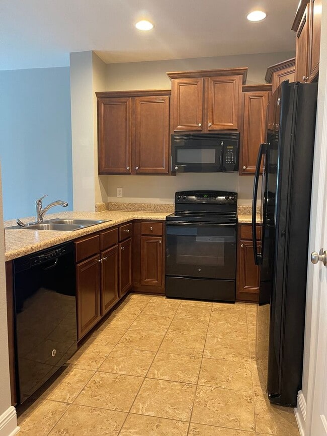 Photo - *** MOVE IN SPECIAL! Half OFF 1st Month's Rent!