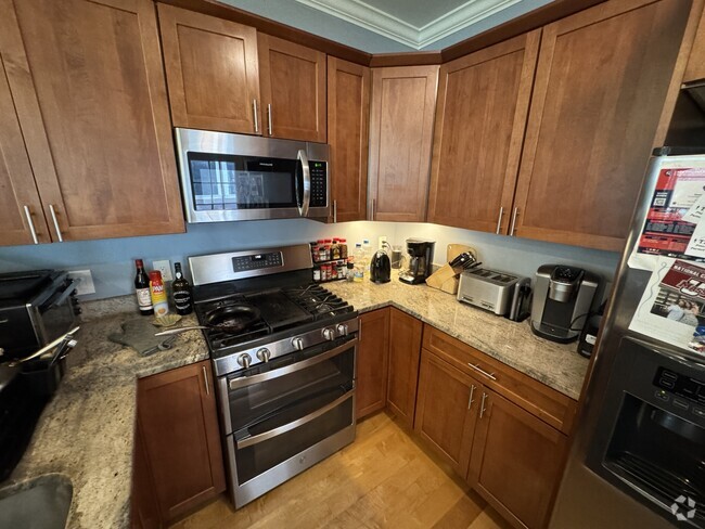 Building Photo - 15 Orchard St Unit 1 Rental