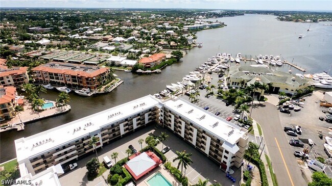 Photo - 807 River Point Dr Unit 304D