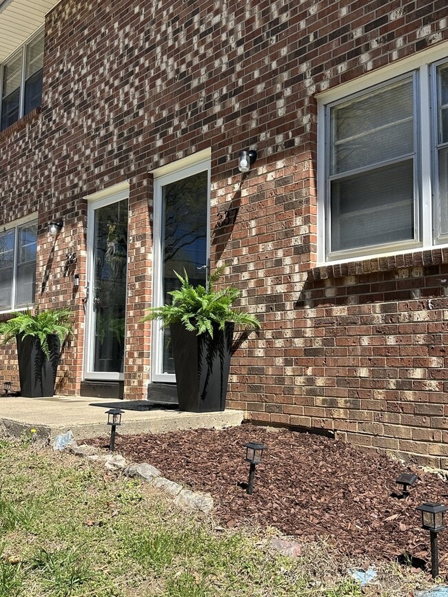 Photo - 337 Wimbish Dr Unit 337