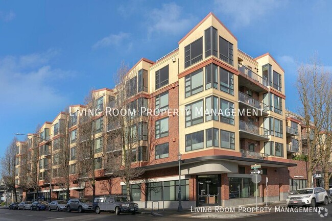 Building Photo - Wonderful South Facing Flat in Sullivan's ... Unit #432 Rental