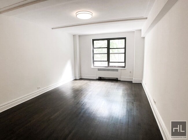 Building Photo - EAST 38 STREET