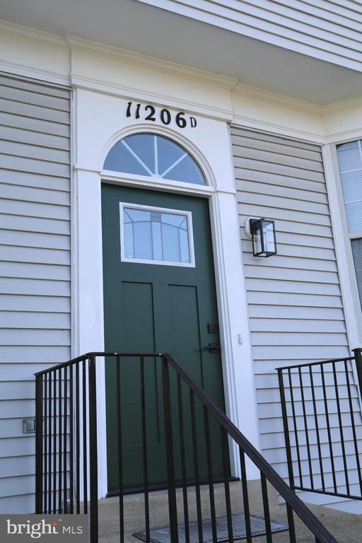 Building Photo - 11206 Barnswallow Pl