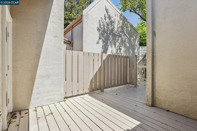 Photo - 1541 Moraga Way