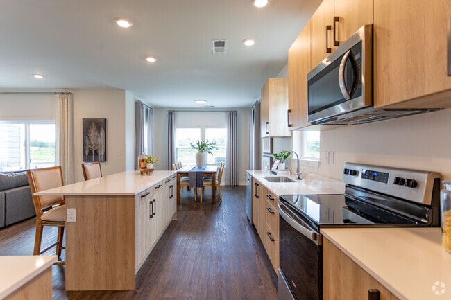 3BR, 2.5BA - 1907SF