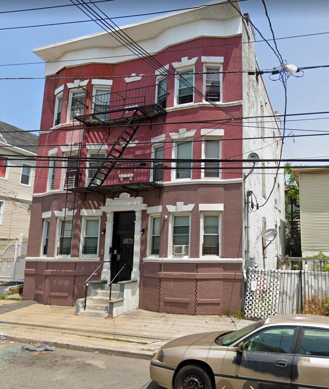 Photo - 146 Seaview Ave Apartments Unit 1