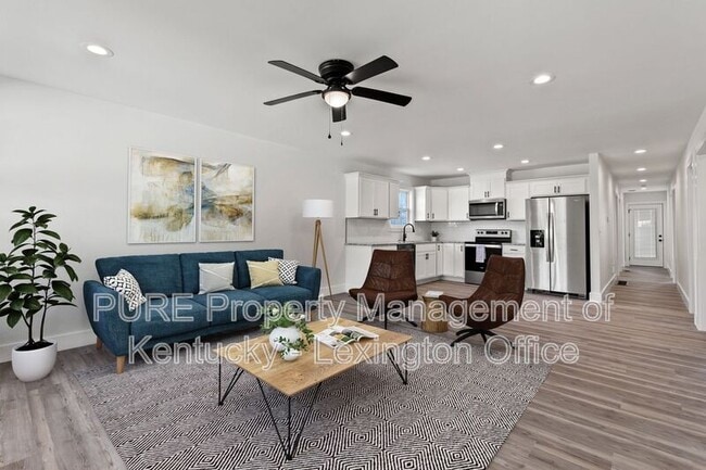 Photo - 312 Winding Branch Dr