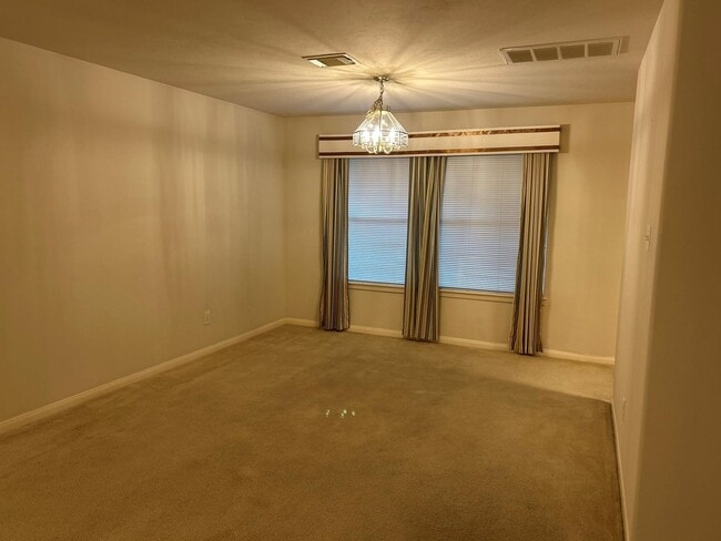 Photo - 6421 Austinville Dr