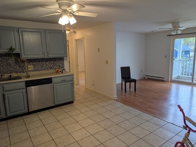 Photo - 653 Plantation St Unit 6-A