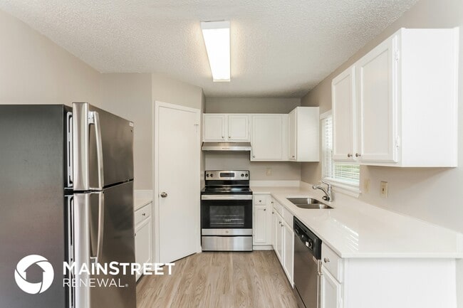 Photo - 7111 Apache Ridge