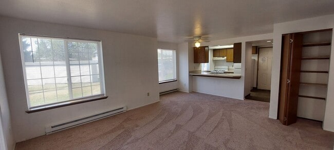 Photo - Bright 2 Bedroom Apartment Unit 2