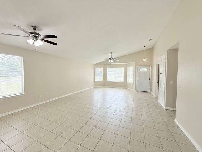 Photo - 4530 Chantilly Way