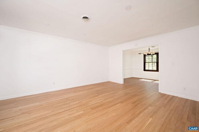 Photo - 104 Smithfield Ct