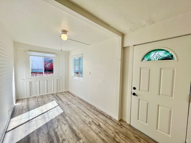 Photo - Little Italy - Charming 2 BR Cottage with ... Unit 1804