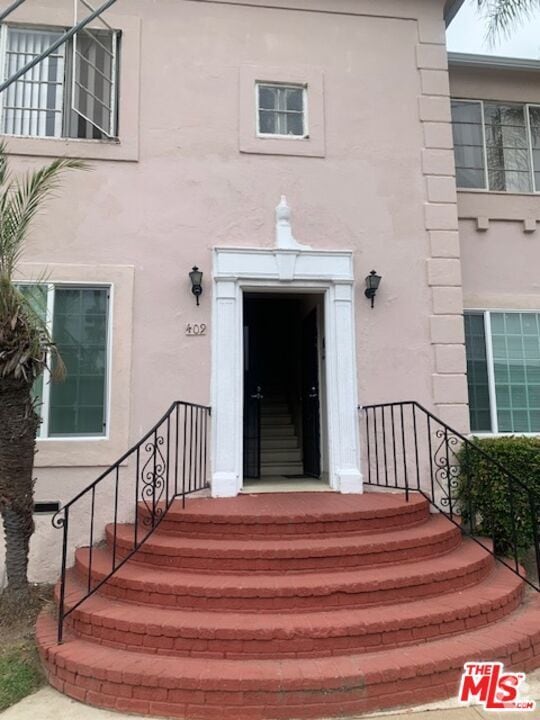 Building Photo - 409 E Regent St Unit 5 Rental