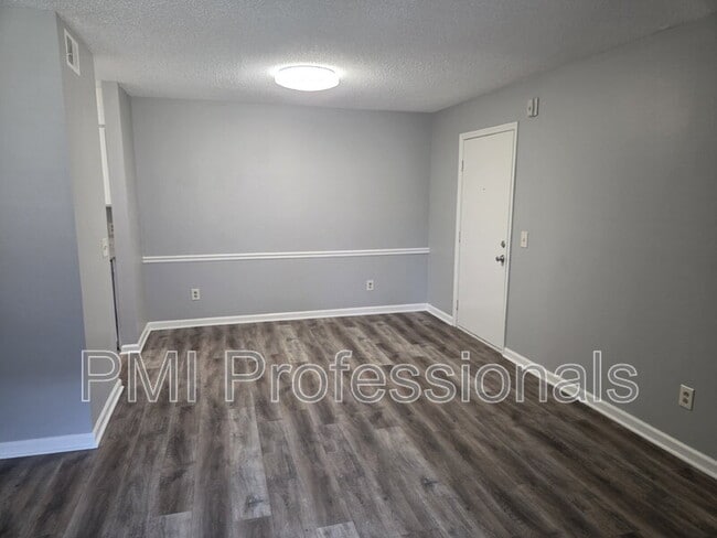 Building Photo - 2929 Selena Dr Unit K147