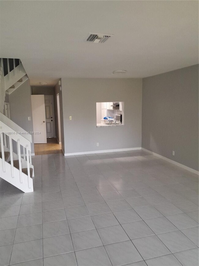 Photo - 4820 NW 82nd Ave