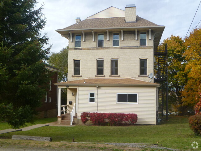 Building Photo - 1120 Brookline Blvd Unit #4 Rental