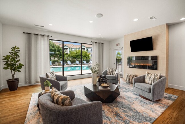 Photo - Aventura at Richmond