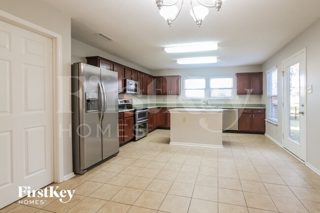 Photo - 12735 Howe Rd