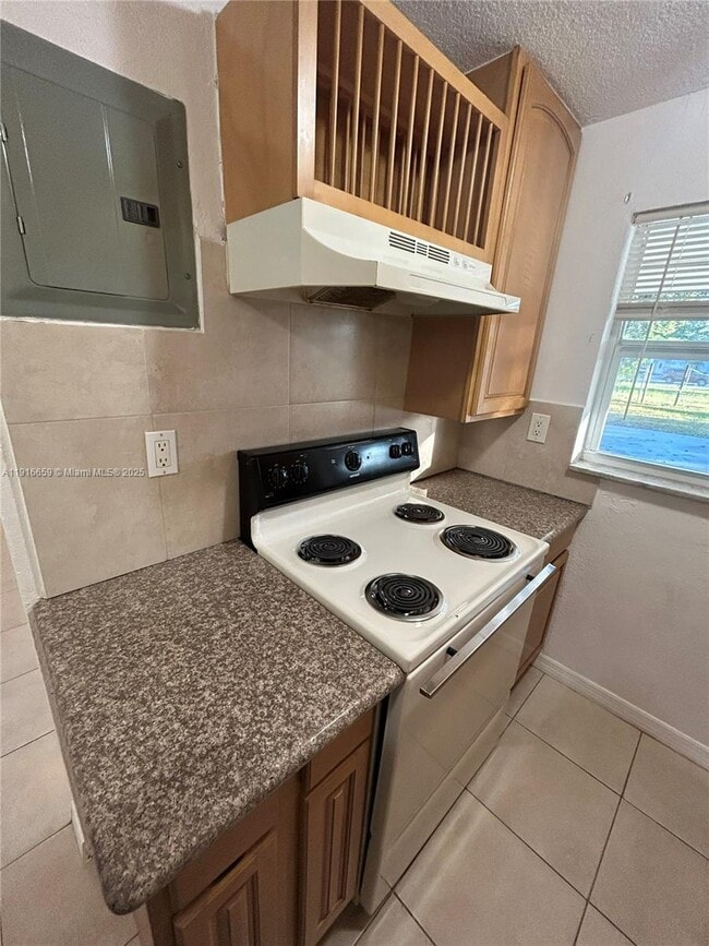 Photo - 1126 SW 15th Terrace Apartamento Unidad 1-8