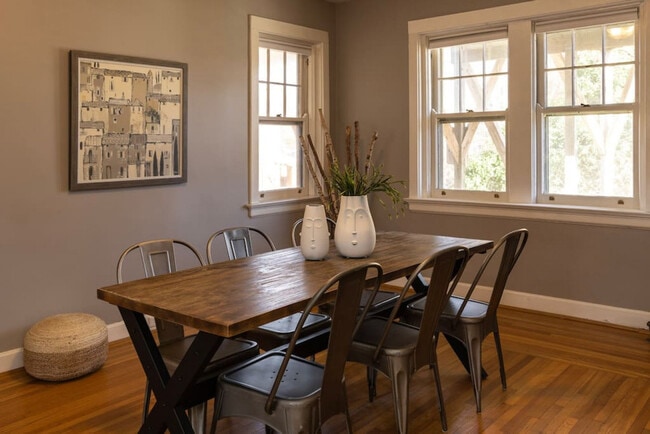 Photo - 2584 Madison Rd Unit ID1056074P