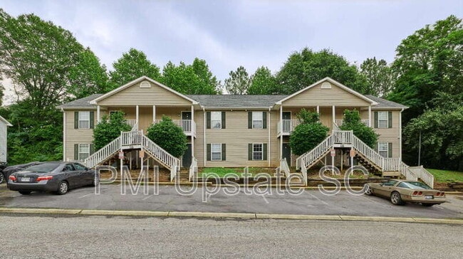 Building Photo - 111 Charlestowne Way Unit B