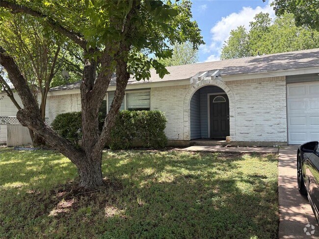 Building Photo - 301 Craigmont Dr Rental