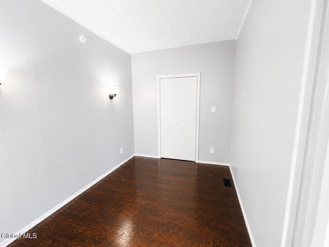Photo - 359-361 Forest Ave Unit 1