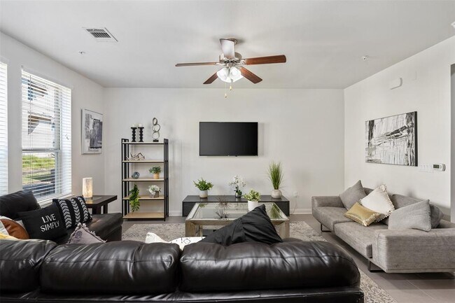 Photo - 13800 Lyndhurst St Unit 292