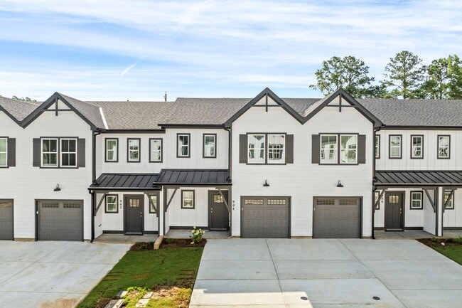 Building Photo - 904 Winslow Ct