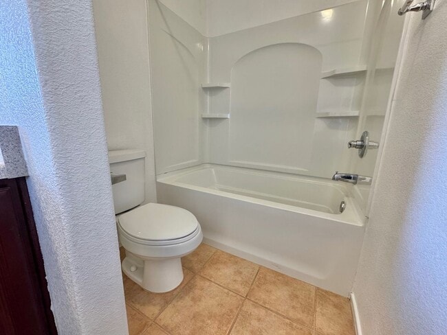 Photo - Beautiful 3 bedroom/2.5 bath home in great neighborhood