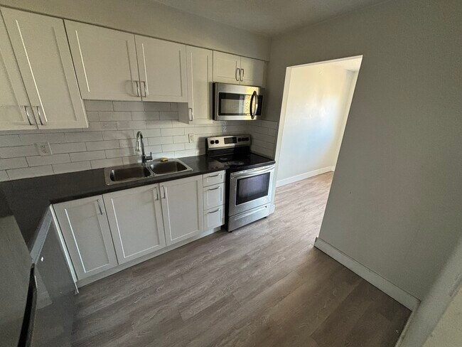 Photo - 99 Westwood Dr