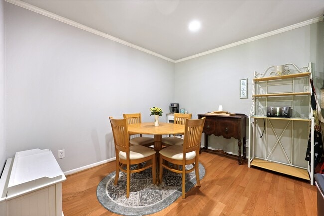 Photo - 1601 S Shepherd Dr