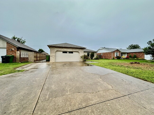 Photo - 2311 W Willow St