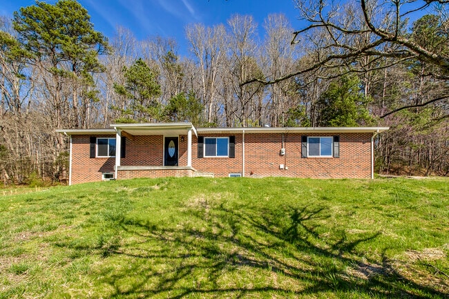 Building Photo - 195 Ritchey Rd