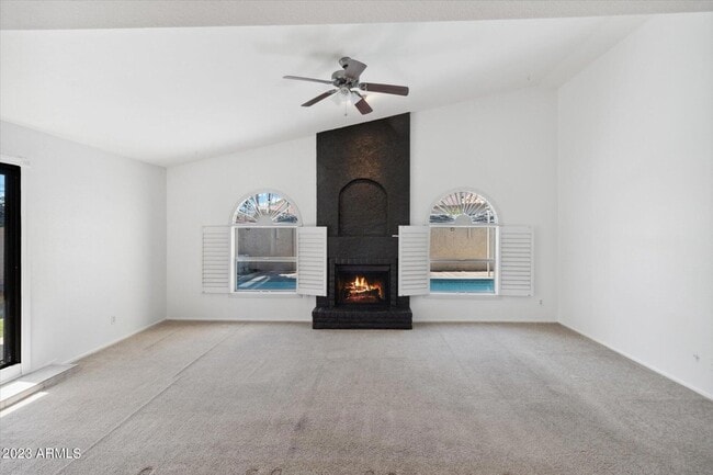 Photo - 2150 S Las Palmas