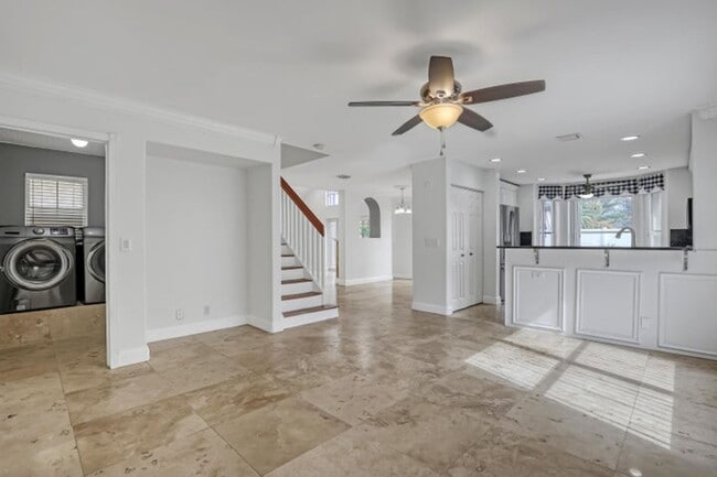 Photo - 5877 Las Colinas Cir