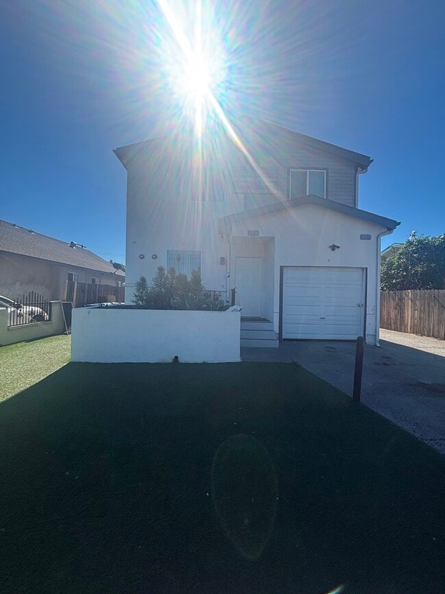 Photo - 148 W 79th St Townhome