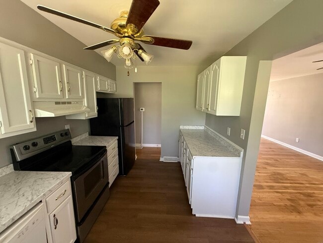 Photo - 2052 St Christopher Dr