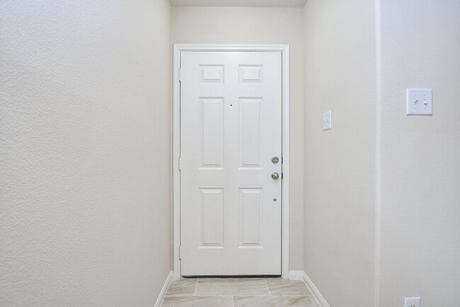 Photo - 17119 Hawks Landing Dr