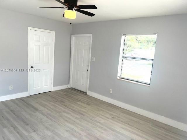 Photo - 504 N 57th Ave Unidad South