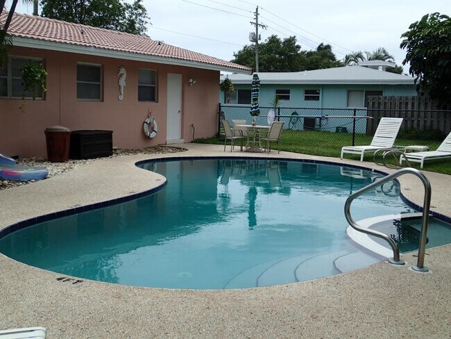 Photo - 4121 NE 22nd Ave