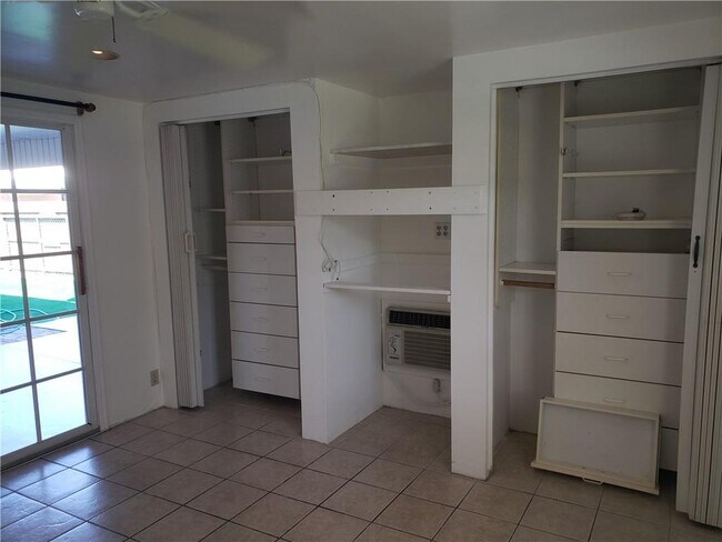 Photo - 801 NE 38th St Apartments